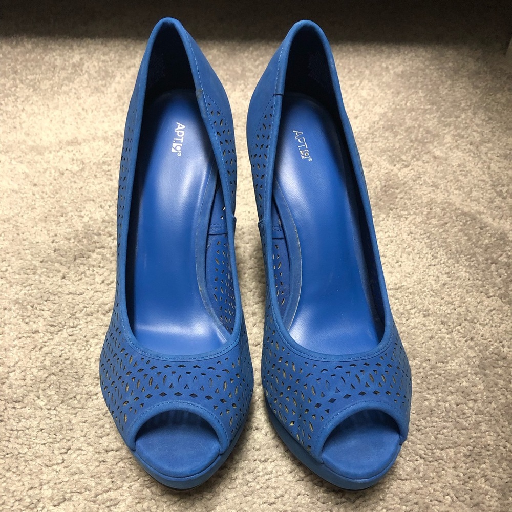 Blue Heels